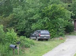 633 Lane St, Coal Grove, OH 45638