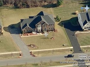 16709 Harbour Town Dr, Ashton, MD 20861