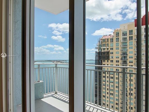 5th image of 1115 Brickell Bay Dr #3105