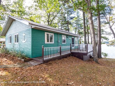 481 Rainbow Lake Dr, Trufant, MI, 49347