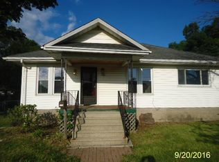 1107 1/2 Garfield St, Lockport, IL 60441