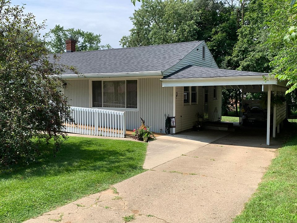 2nd image of 2903 Range St