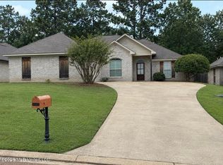 995 Filmore Dr, Brandon, MS 39042