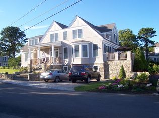 4 Squaws Ln, Mashpee, MA 02649