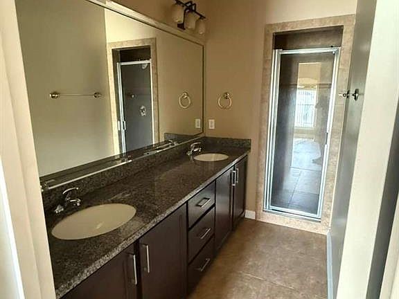 4th image of 1408 W Fig Ave APT 3