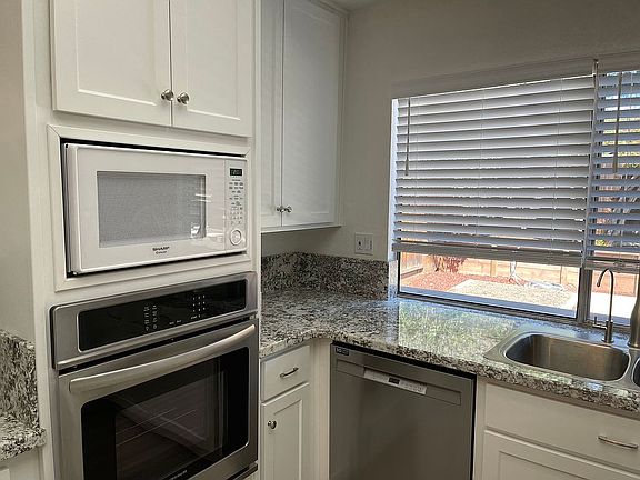 3rd image of 2822 Agua Vista Dr
