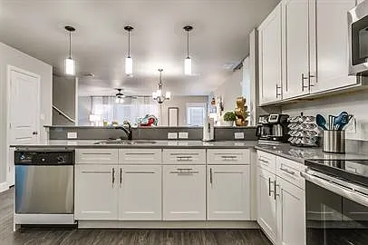 3816 Sheraton Rd — Photo 2