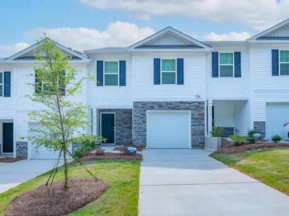 2913 Penninger Cir, Charlotte, NC 28262
