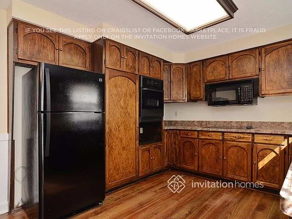 4th image of 6212 Shallowford Way