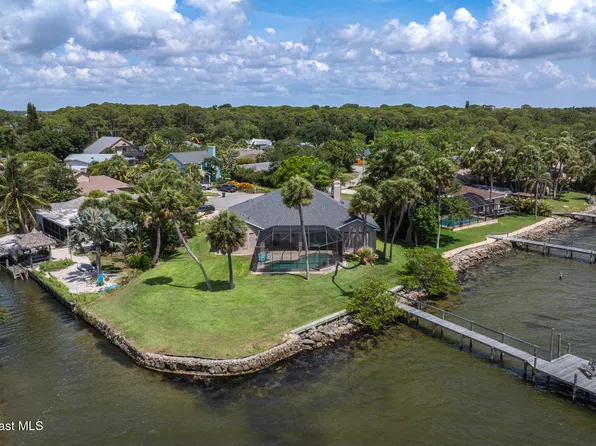 2090 Schooner Rd, Merritt Island, FL 32952
