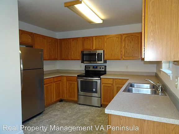 4th image of 100 Bordeaux Ct