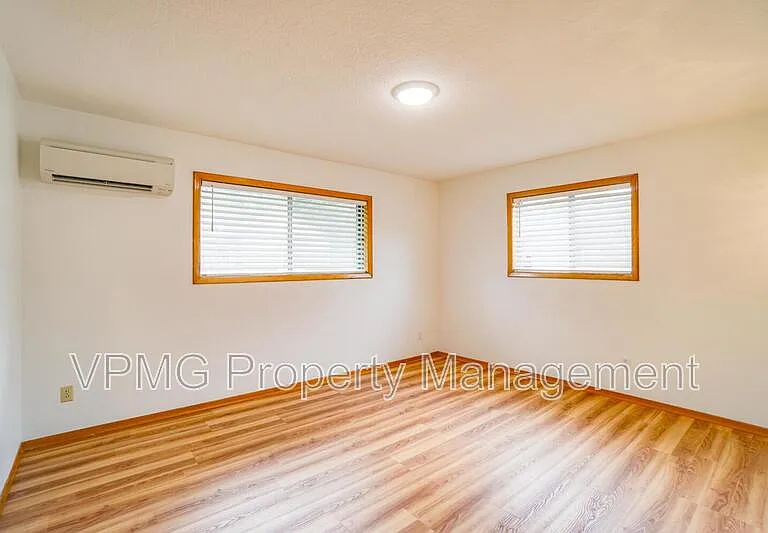 7301 Indiana St — Photo 26