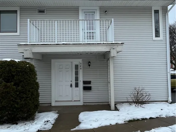 548 Eastbrooke Ln, Rochester, NY 14618