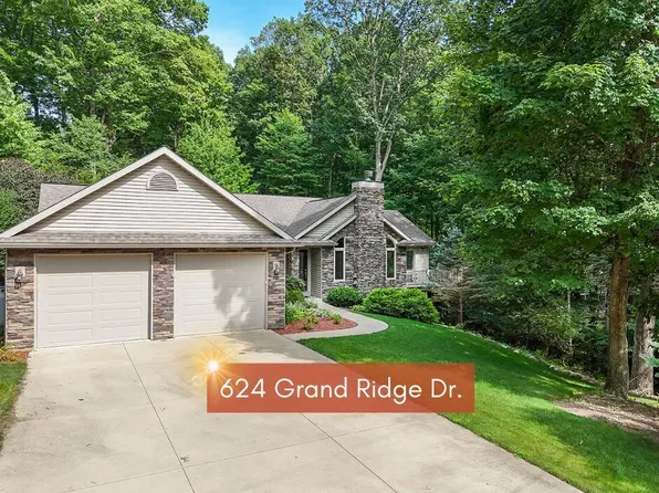 624 Grand Ridge Dr, Howard, OH 43028