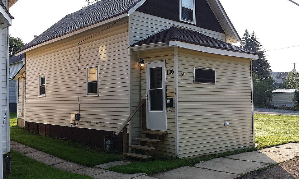 1st image of 126 Jackson St