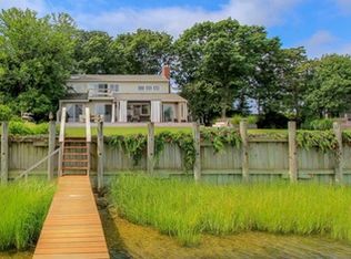 51 Oak Grove Rd, Southampton, NY 11968