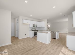 132 Winter Star Ct, Sanford, NC 27330