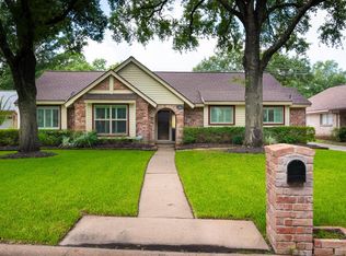 2743 Manila Ln, Houston, TX 77043