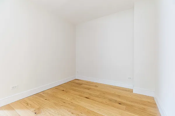 Rented by MNS | media 13