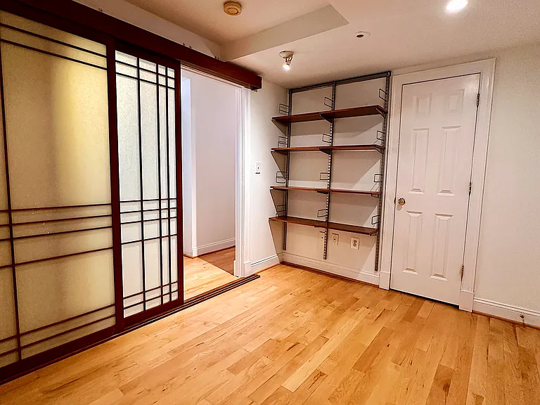 1220 N St NW #1 — Photo 13