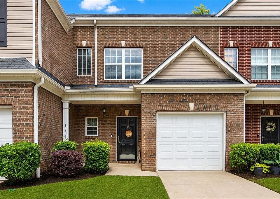 1st image of 2555 Flat Shoals Rd APT 1304