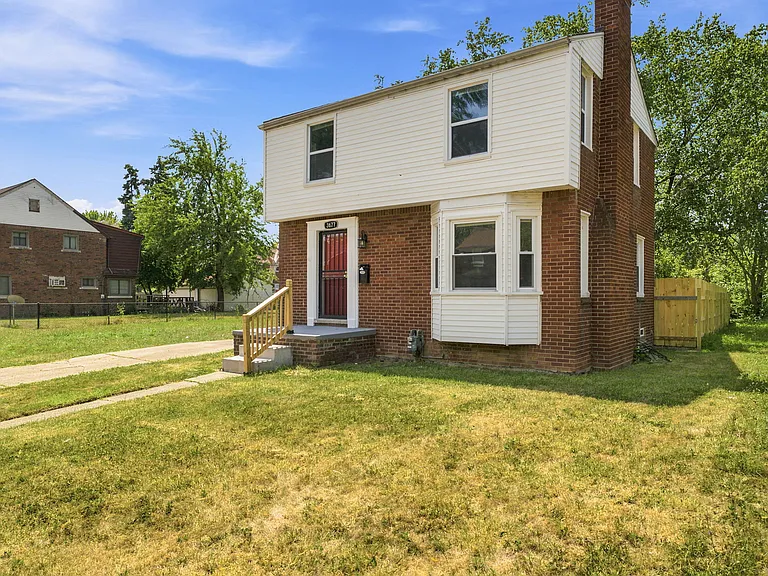 3677 Somerset Ave — Photo 4