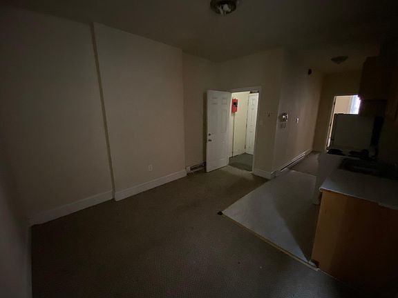 5th image of 1834 N Willington St #1