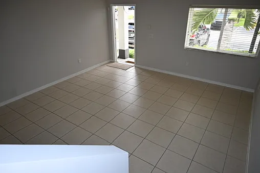 2202 SE 23rd Ter — Photo 11