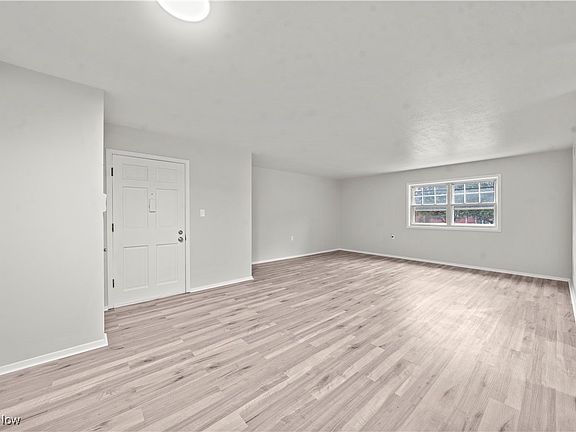 4th image of 23492 David Dr #D208