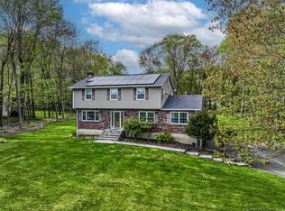 12 Fleetwood Dr, New Fairfield, CT 06812
