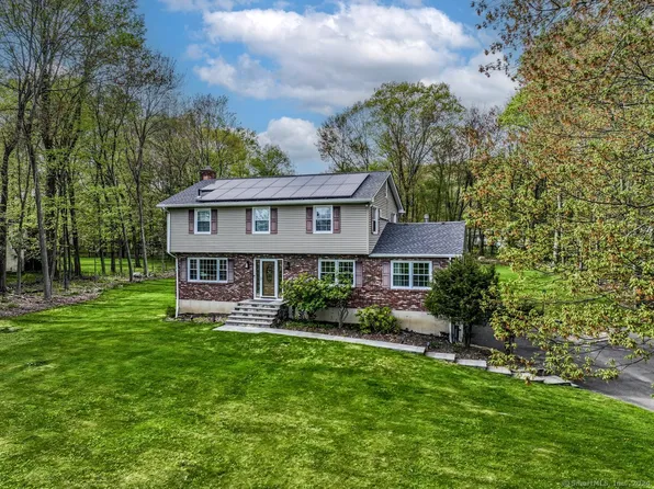 12 Fleetwood Drive, New Fairfield, CT 06812