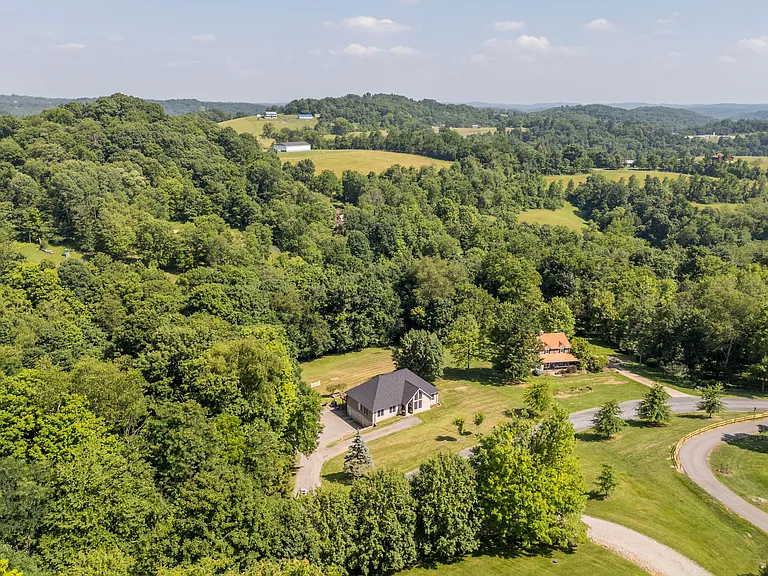 3054 Bedillion Rd — Photo 47
