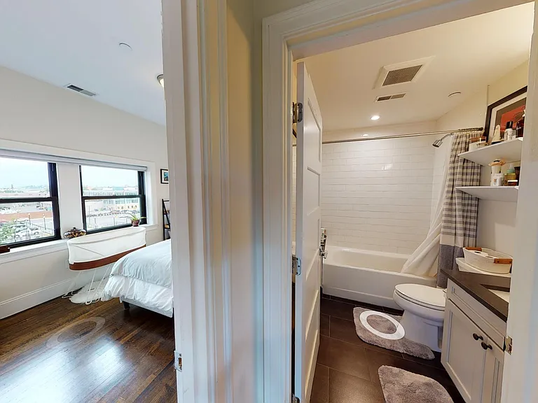 11 Newcomb St #10 — Photo 6