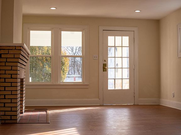3rd image of 783 Seymour Ave #783