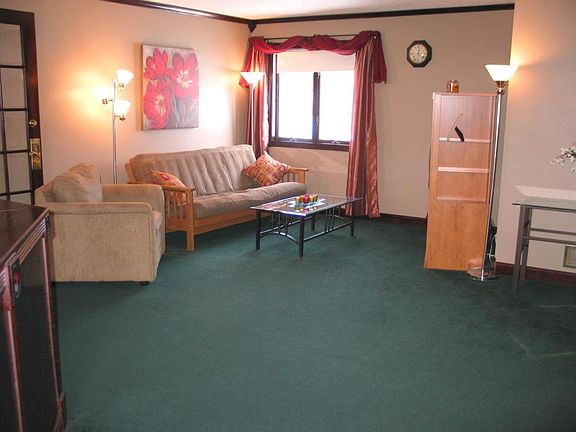 3rd image of 2507 11th Ave S #1