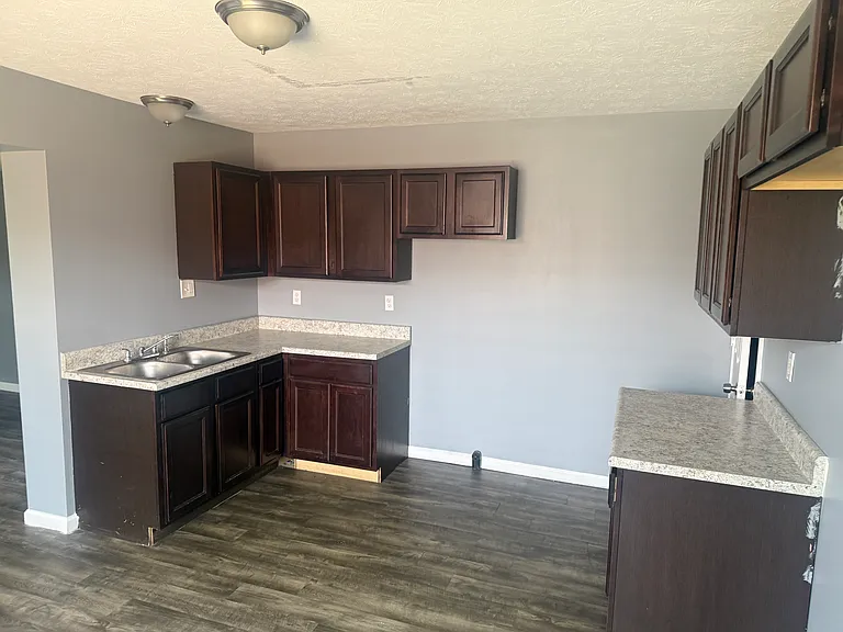 2117 Winfield Ave #2117 — Photo 4