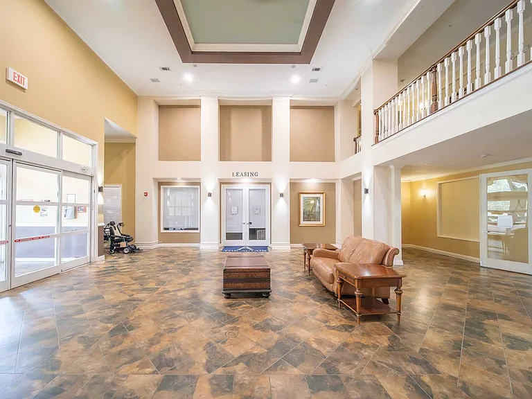 1810 W Cervantes St — Photo 6