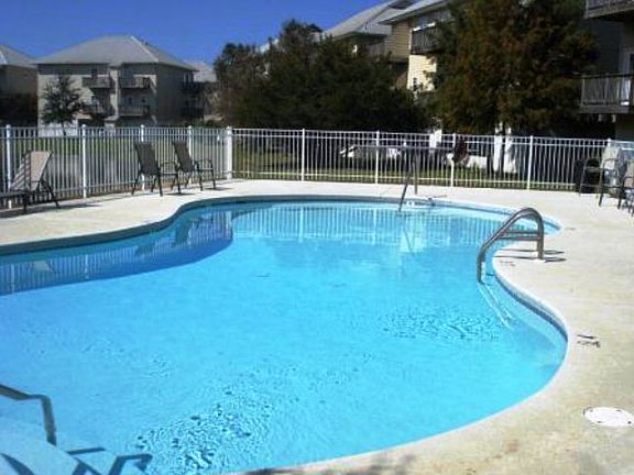 5th image of 4 Yacht Club Dr APT 152