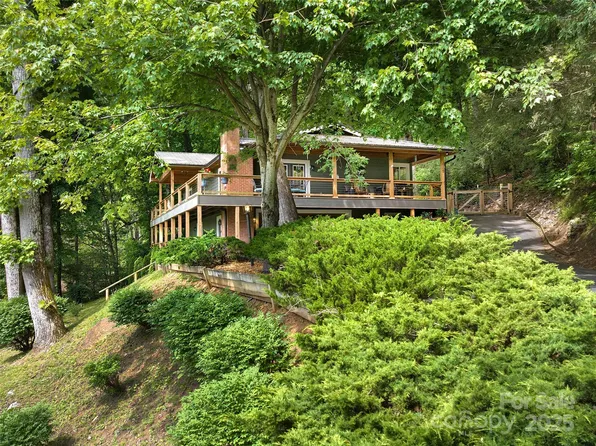 505 Scenic Cir, Waynesville, NC 28786