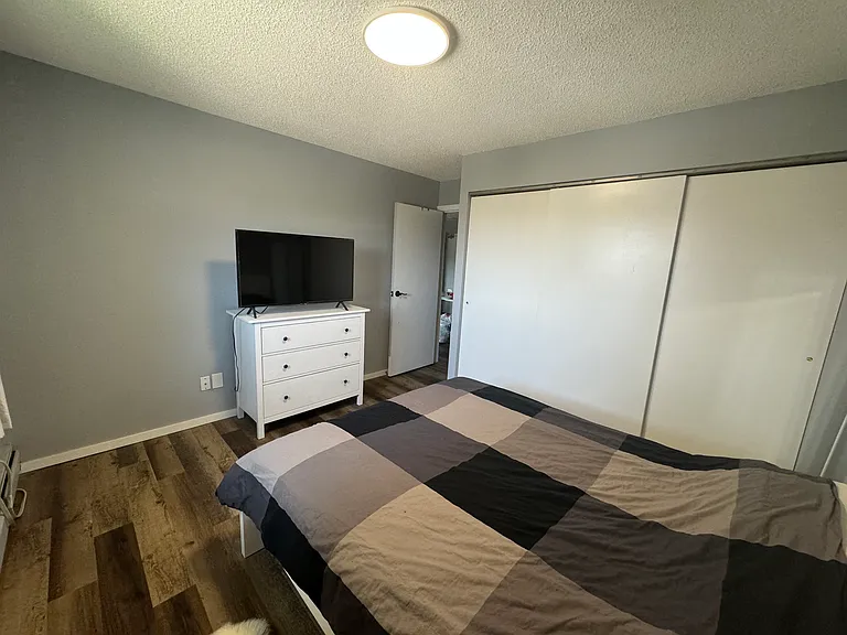 201 Victor Lewis Dr — Photo 13