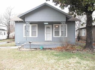 332 S Oak St, Ponca City, OK 74601