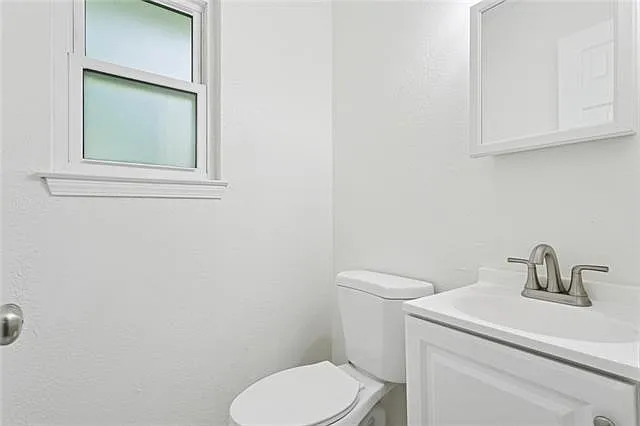 447 Magnolia St — Photo 17