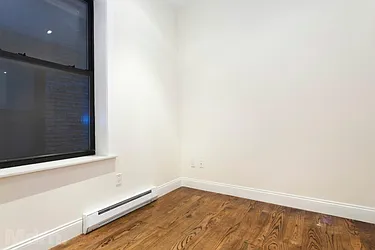 Rented by Mdrn Residential