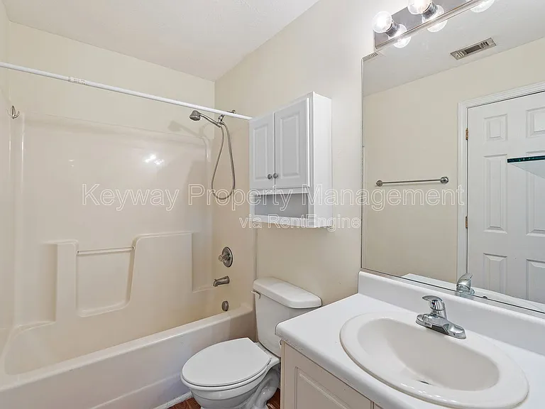 123 Portofino Ln SW — Photo 16
