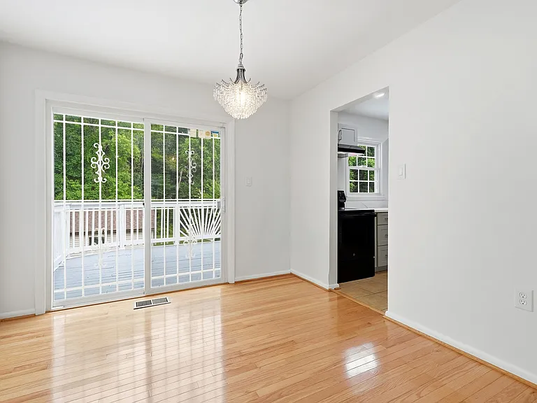 17004 Gohagen Rd — Photo 12
