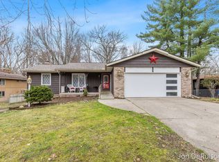 1879 Holliday Dr SW, Wyoming, MI