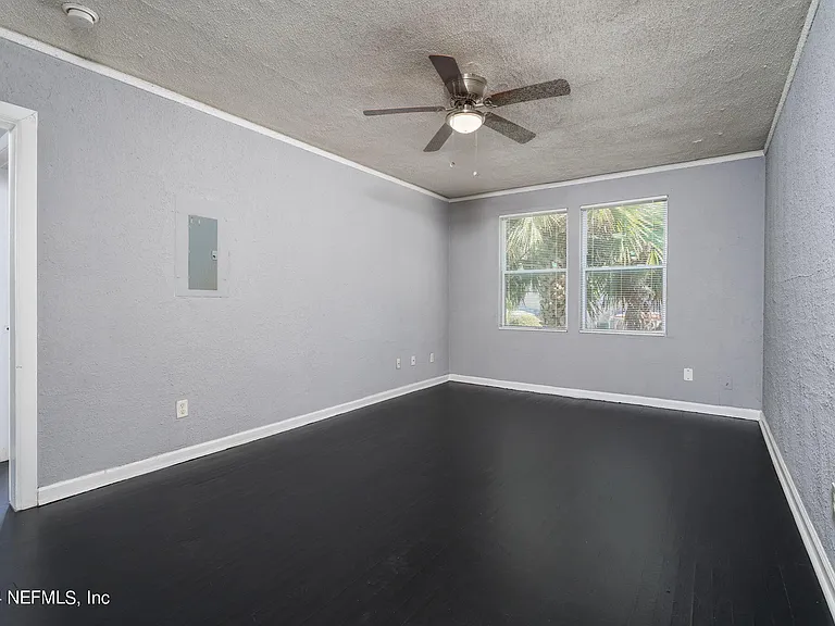 2906 Silver St #1 — Photo 13