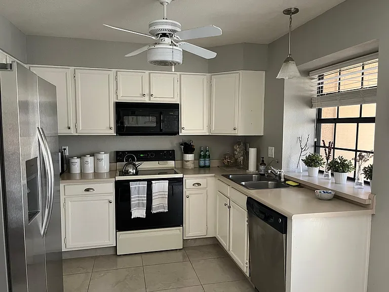 5704 E Aire Libre Ave #1117 — Photo 10