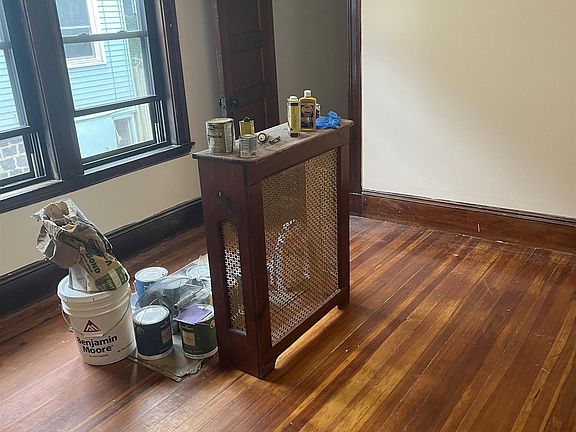 5th image of 120 Harvard St #1A