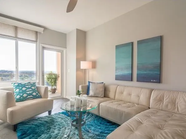 54 Rainey St APT 916, Austin, TX 78701